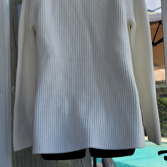 J. CREW Ivory Cotton Sweater V Neck Knit High Low Hem Size Small. - Picture 6 of 6